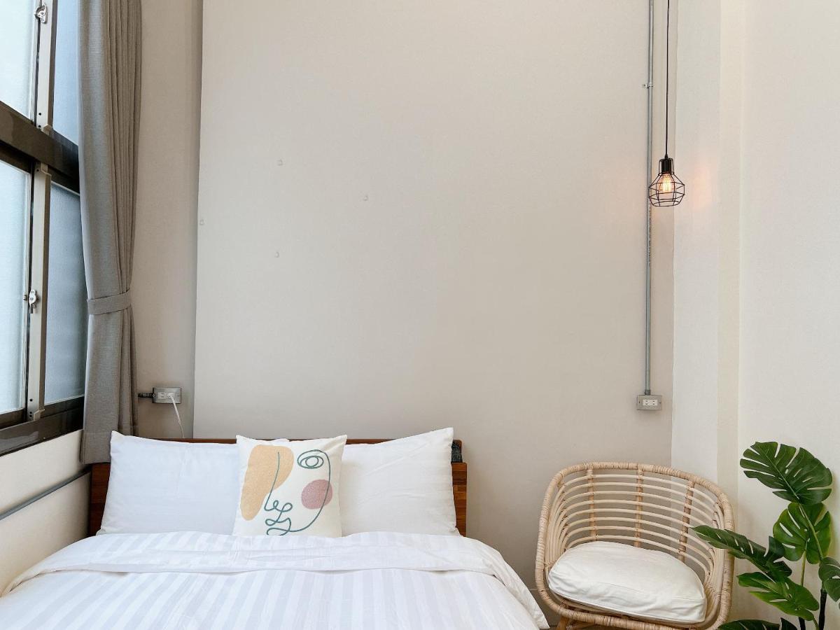 Relax Inn Tainan Exterior foto